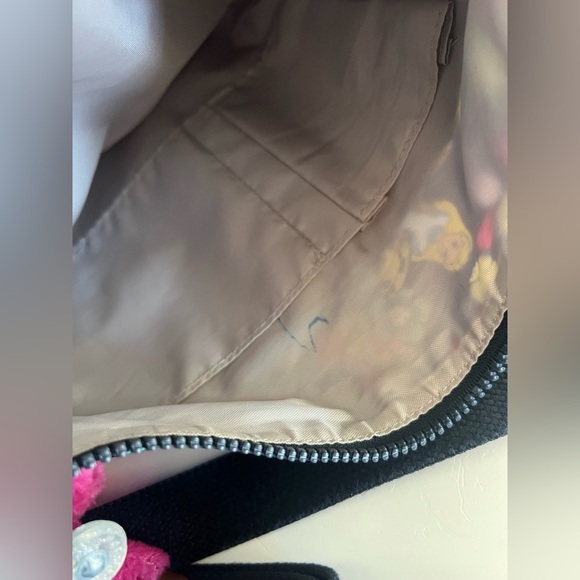 Kipling X Disney Alice In Wonderland Printed Alvar Crossbody Bag - Picture 12 of 15